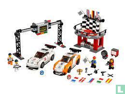 Lego 75912 Porsche 911 GT Finish Line - Bild 3