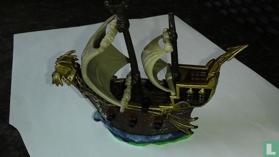 Pirate ship - Image 1