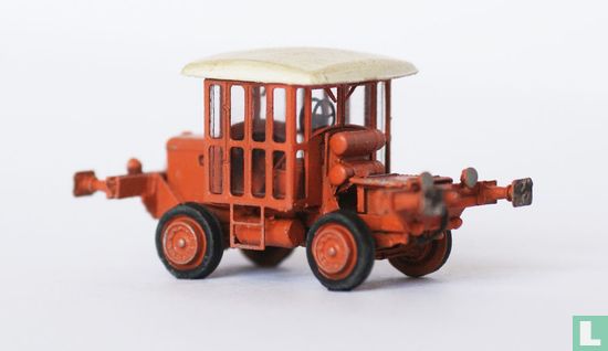 Tractor Latil - Image 1