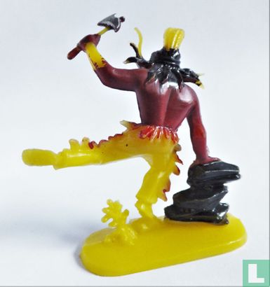 Indian with tomahawk (yellow) - Image 3