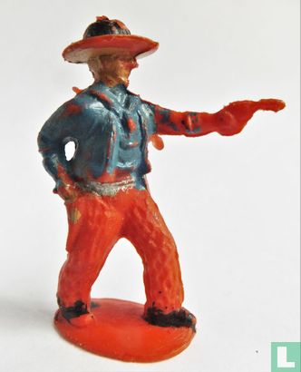 Cowboy aims with revolver - Image 1