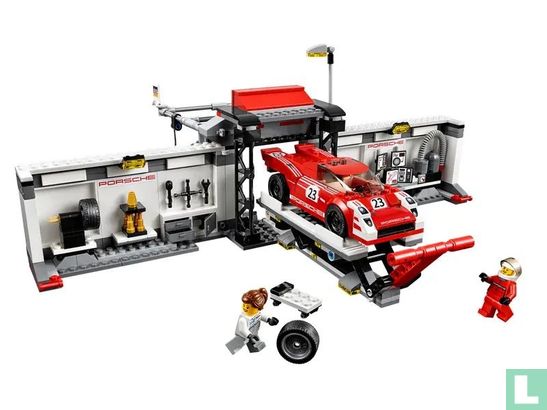 Lego 75876 Porsche 919 Hybrid and 917K Pit Lane - Bild 5