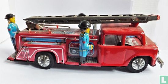 Fire Truck - Image 3