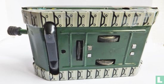 Wind up Tank - Image 6
