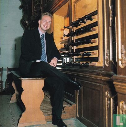 Improviseert aan het orgel van de Bovenkerk in Kampen - Afbeelding 5
