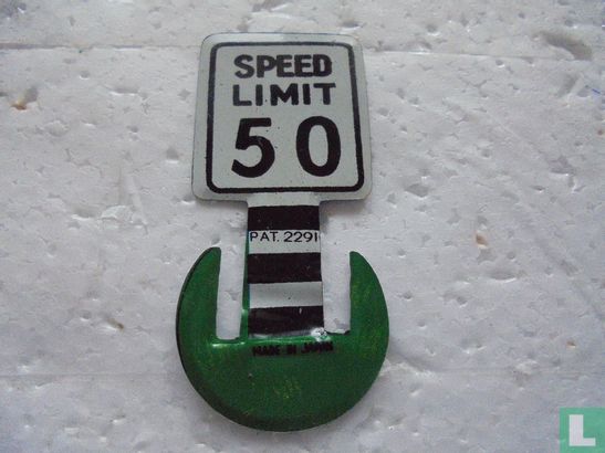SPEED LIMIT 50 