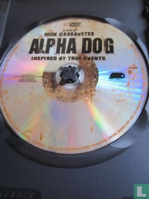 Alpha Dog - Image 3