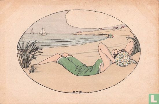 Vrouw in groen badpak ligt op strand - Afbeelding 1