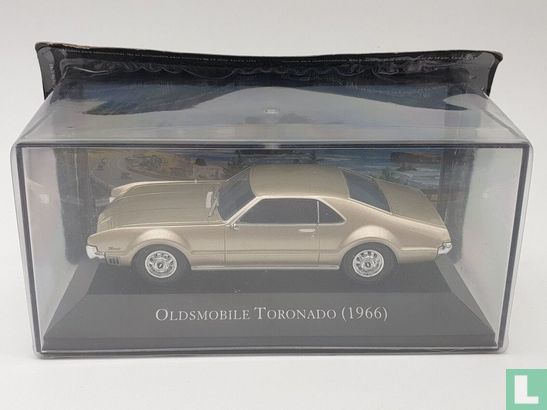 Oldsmobile Toronado - Bild 1