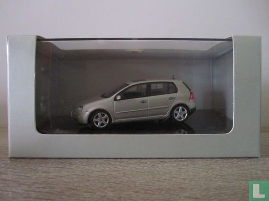 VW Golf - Image 1