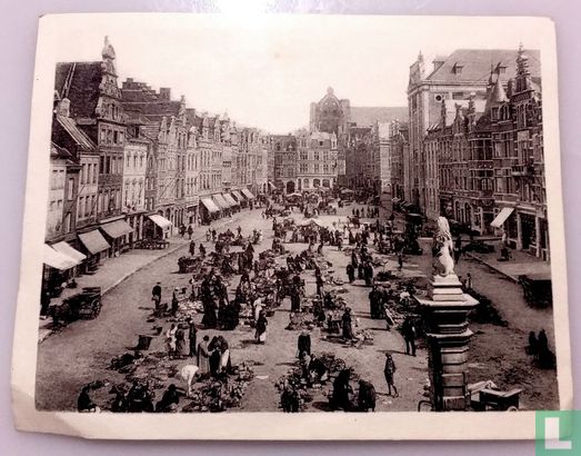 Louvain - Leuven > Le Vieux Marché - Oude Markt - Image 1
