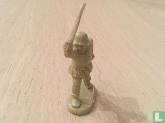 Spanish soldier with sword - Image 3