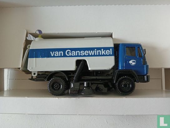Mercedes LN 2 'Van Gansewinkel' - Bild 1