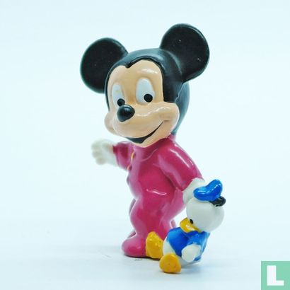 Bébé Mickey avec poupée Donald Duck - Image 4