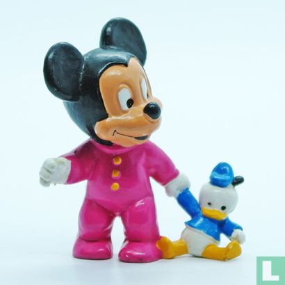 Baby Mickey with Donald Duck doll - Image 1