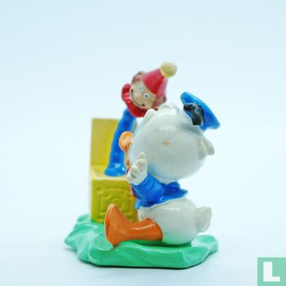 Donald Duck Baby mit "Jack-in-the-Box" - Bild 4