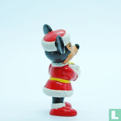 Minnie with Christmas present - Image 3