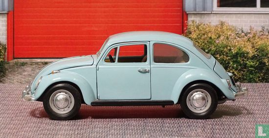 Volkswagen Beetle - Image 4