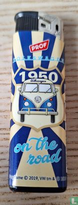 VW 1950 on the road (donkerblauw)