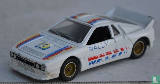 Lancia 037 Rally - Bild 1