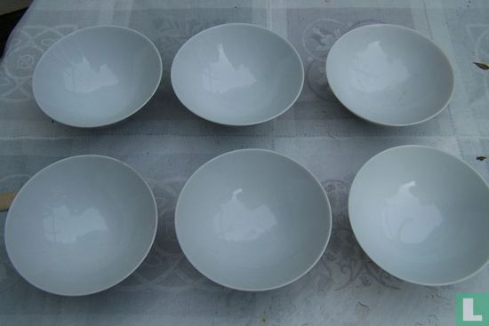 Chinese bowl - Image 2
