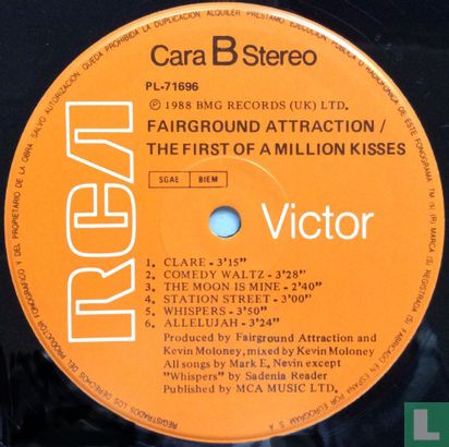 The First of a Million Kisses - Bild 4