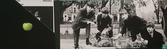 With The Beatles - Afbeelding 5