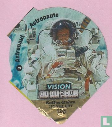 02 Astronaut