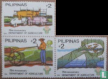 75 years of the Ministry of Agriculture 3 stamps