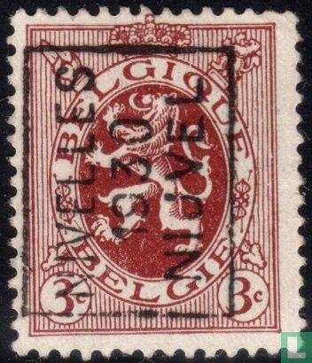 Heraldic lion