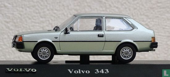 Volvo 343 - Image 4