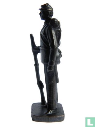 Soldier (bronze) - Image 4