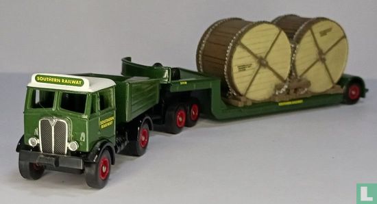 AEC Mammoth Ballast Box, Southern Railway' DG123000 (2001) - Lledo ...