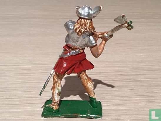 Viking with battle axe - Image 3