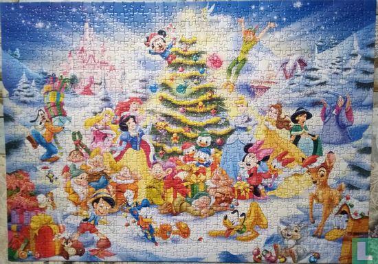 A Disney Christmas - Image 2