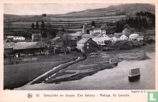 Gehuchten en dorpen. Een daldorp: Maboge, bij Laroche - Afbeelding 1