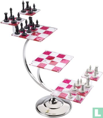 Star Trek Tridimensional Chess Set - Image 2