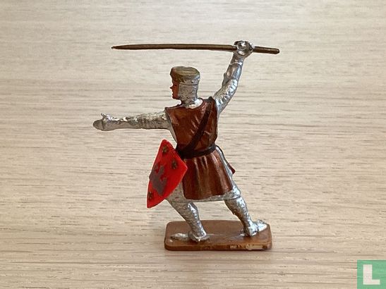 Chevalier avec lance et bouclier - Image 2