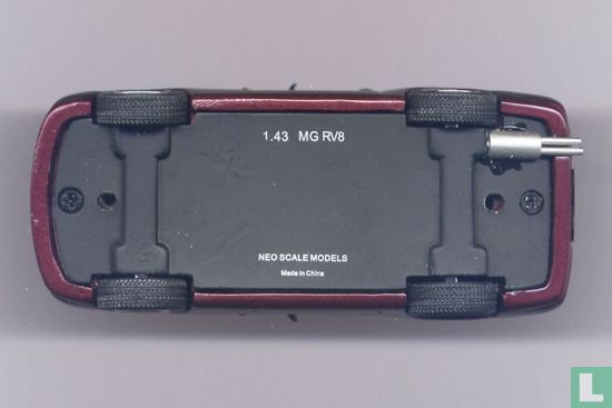 MG RV8 - Bild 7