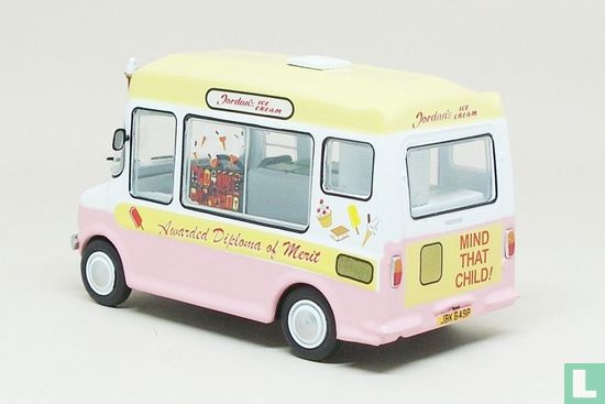 Bedford CF Morrison Ice Cream Van 'Jordan's Ice Cream' - Image 2