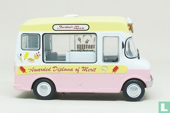Bedford CF Morrison Ice Cream Van 'Jordan's Ice Cream' - Image 3