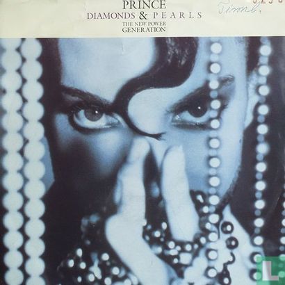 Diamonds & Pearls - Bild 1