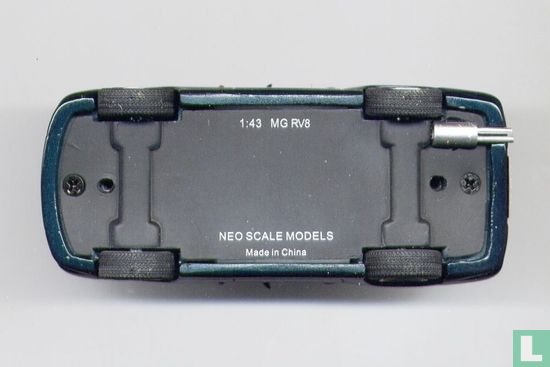 MG RV8 - Bild 7