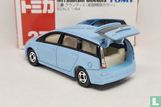 Mitsubishi Grandis - Bild 3