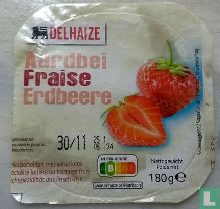 Delhaize  fraise spécialité latiere au fromage frais.
