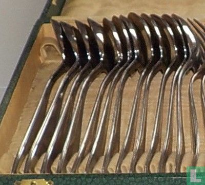 Bestekdoos 12 vorken en 12 lepels  - Afbeelding 2