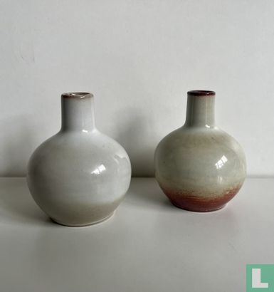 Vase 36 - gray - Image 3