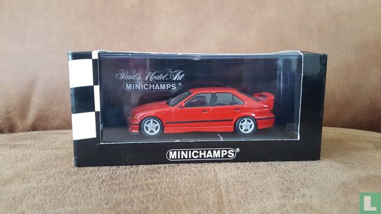 BMW 318is - Image 4