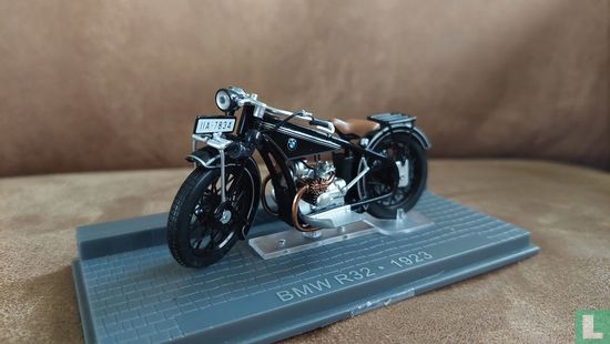 BMW R32 494cc - Image 2