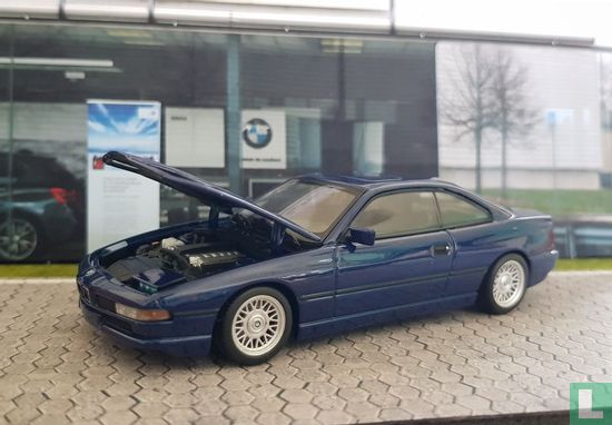 BMW 850i - Afbeelding 7